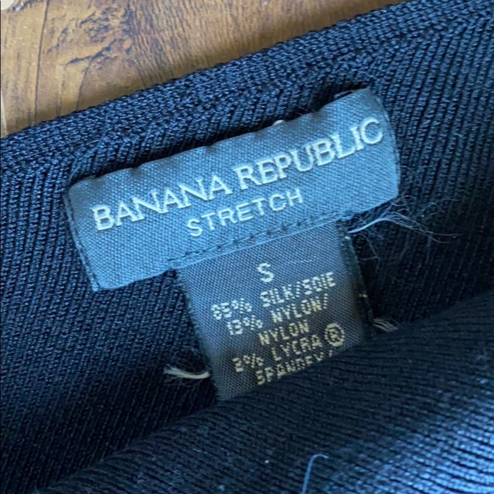 Banana republic one shoulder black top - Picture 3 of 4